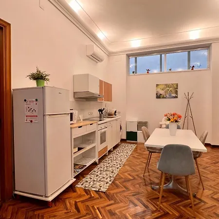 Kasa Porto *